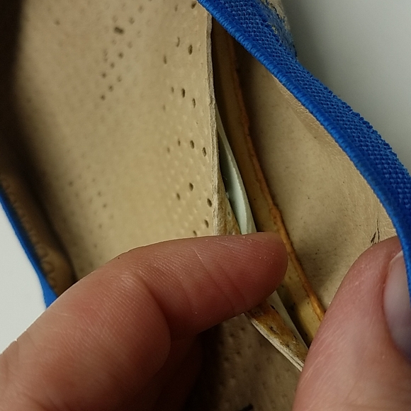 Floral Goldtone Goldfoil Blue Flats - Picture 11 of 11